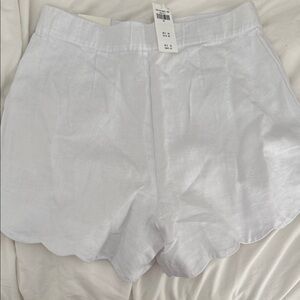 Abercrombie & Fitch High Waist White Scalloped Shorts